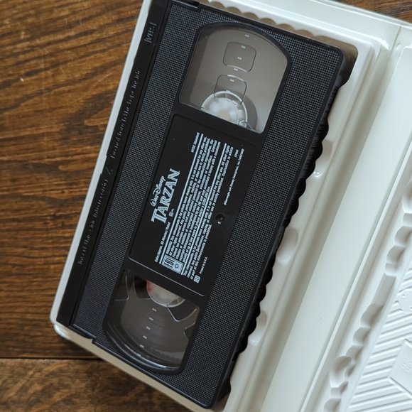 Disney VHS tapes - Picture 7 of 7